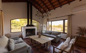 Hotel Torrontes